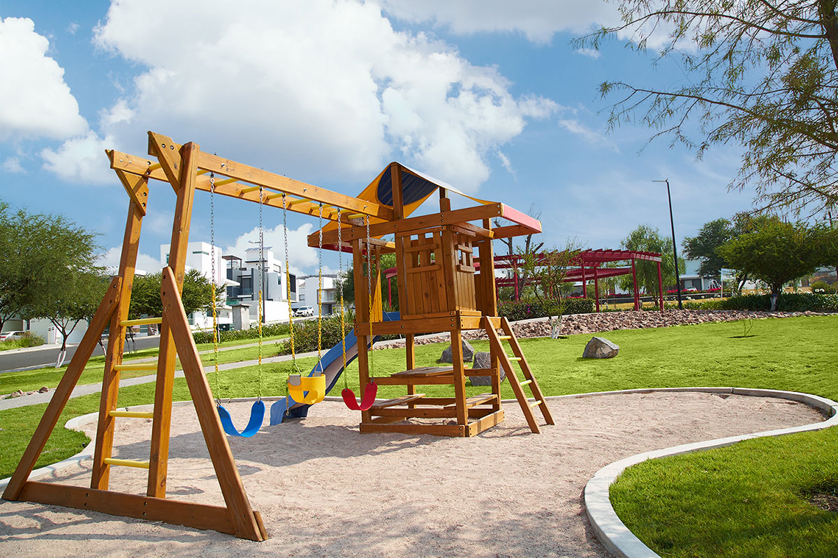 lomas de juriquilla, juegos infantiles, niños